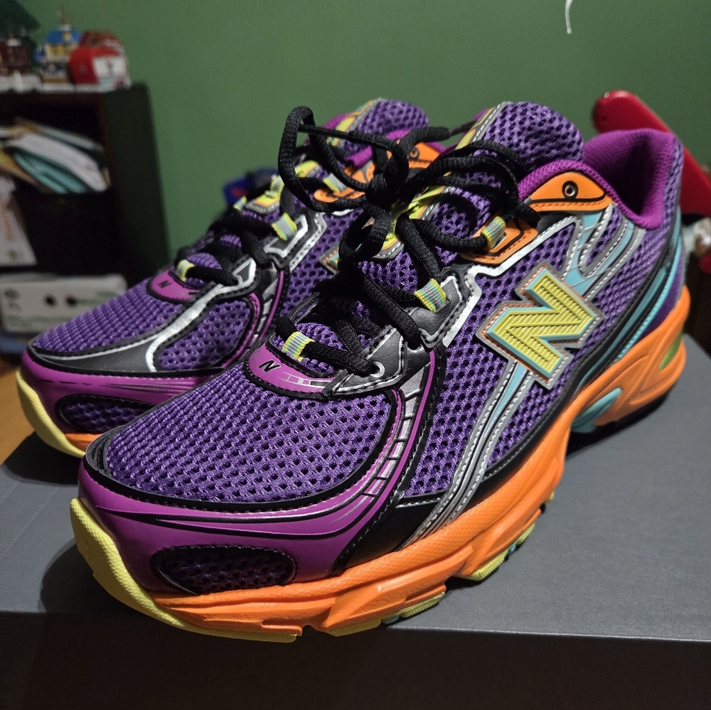 New Balance 740 Mens/womens Sneakers Size Mens 10.5/womens 12
